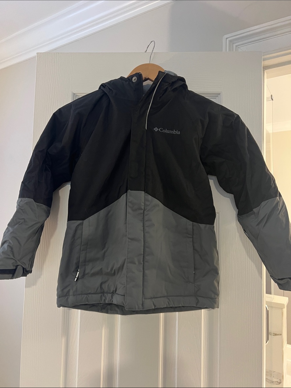 Columbia Kids Black and Gray Hooded Puffer Jacket